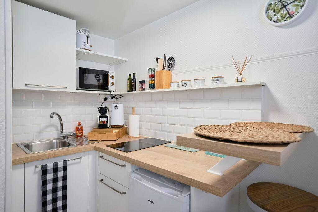 Studio Fonctionnel Au Coeur De Lille Avec Parking Bagian luar foto